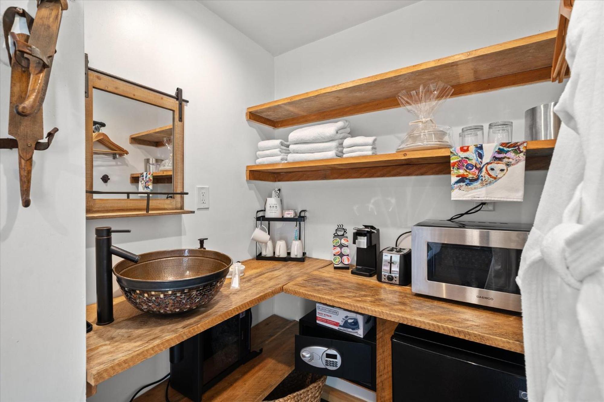 Green Acres Retreat Hancock エクステリア 写真