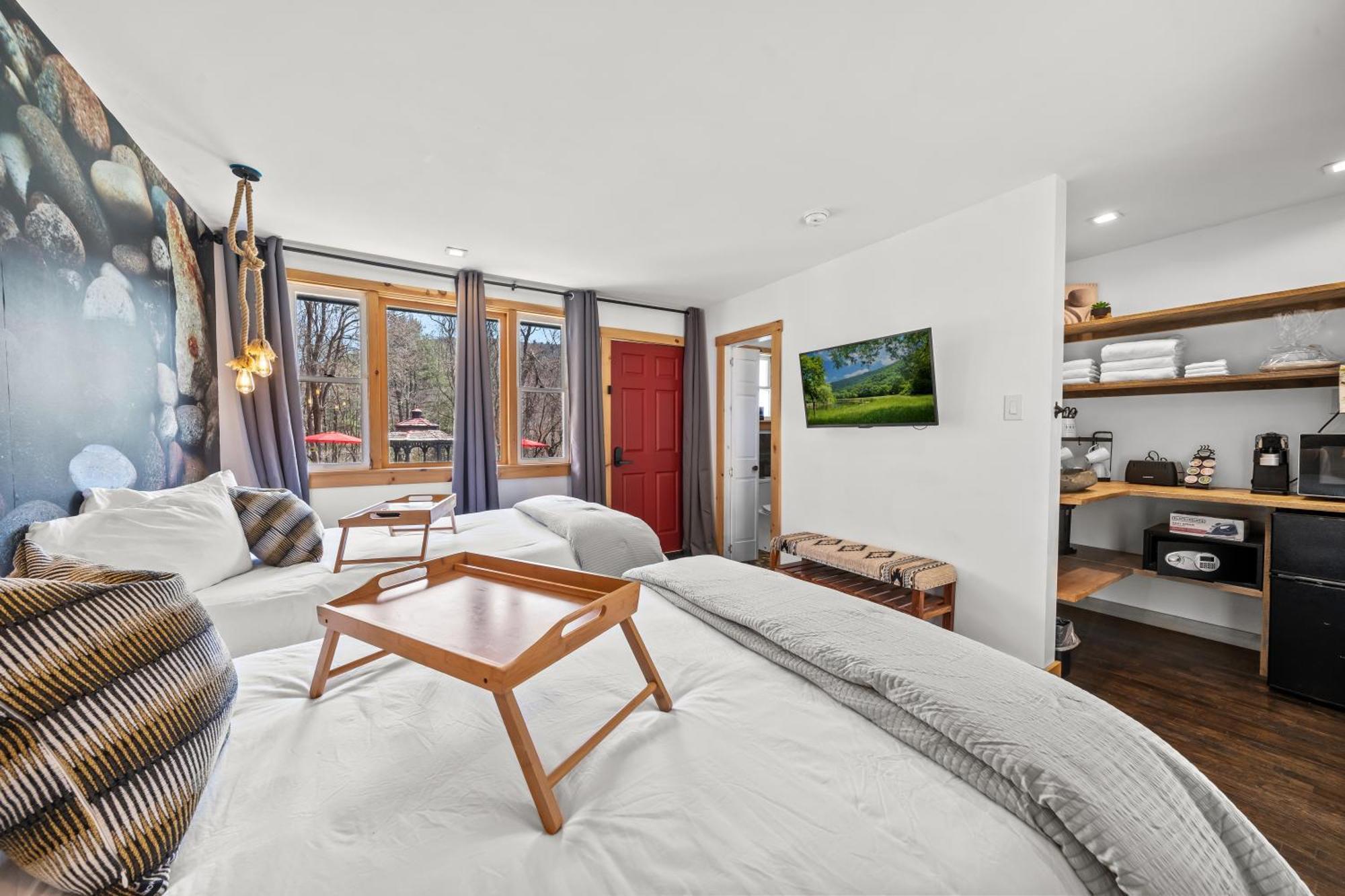 Green Acres Retreat Hancock エクステリア 写真